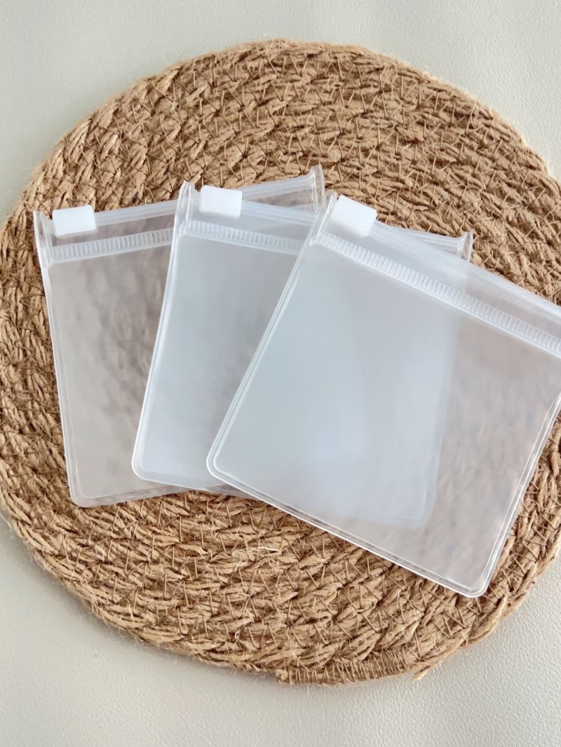 Ziplock jewelry pouches