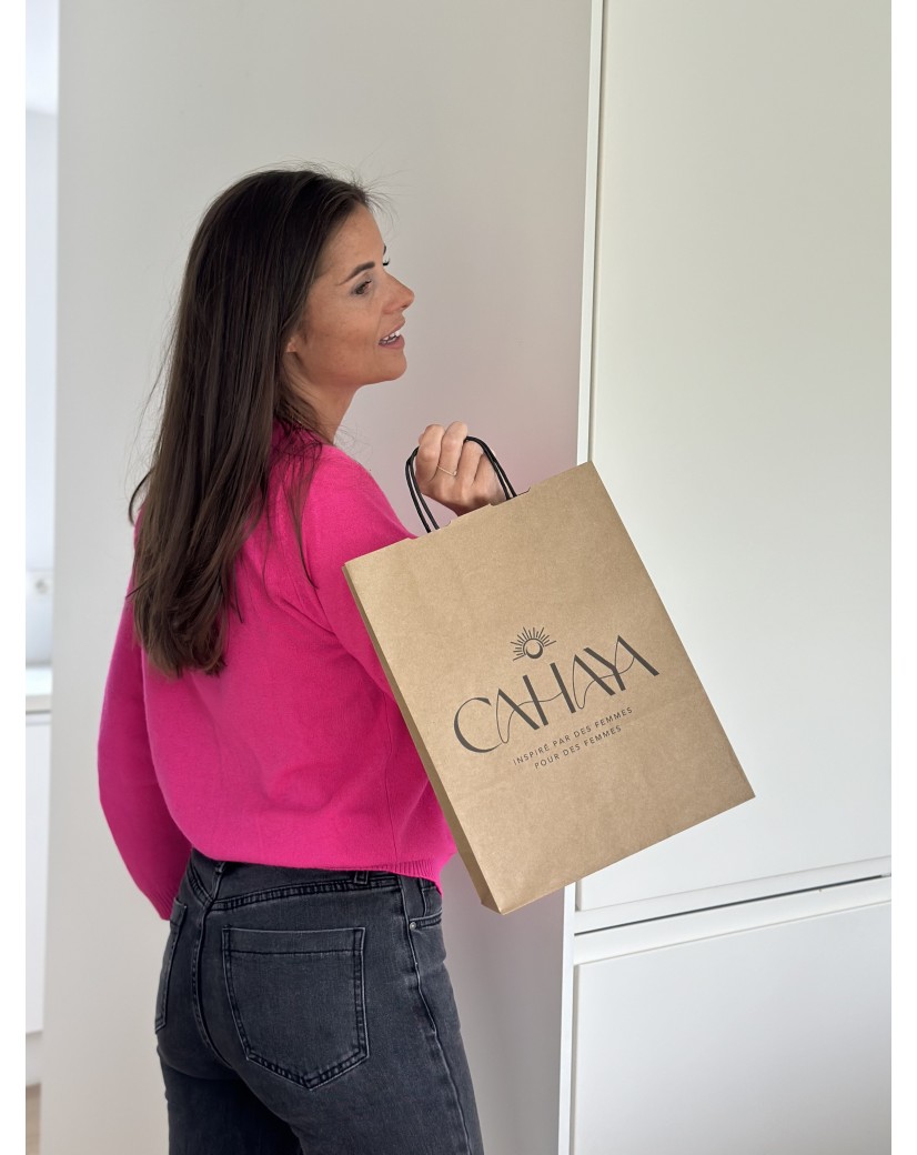 Buy your personalized kraft paper bags and get them delivered fast.